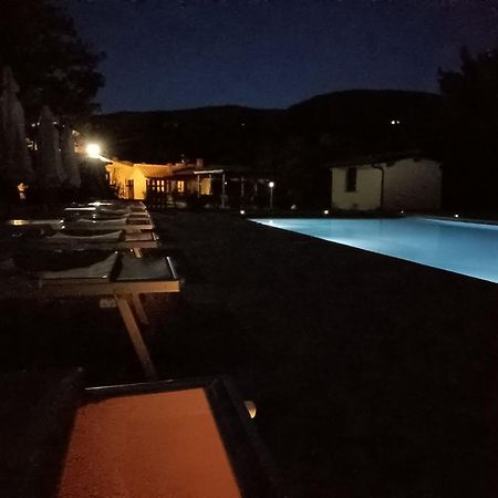 Baciano Azienda Agrituristico Venatoria Capolona Exteriör bild