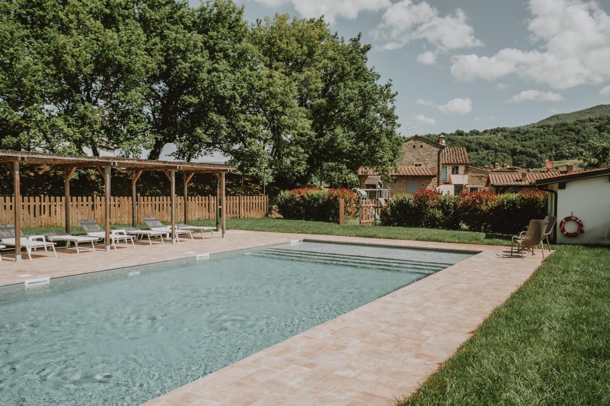 Baciano Azienda Agrituristico Venatoria Capolona Exteriör bild